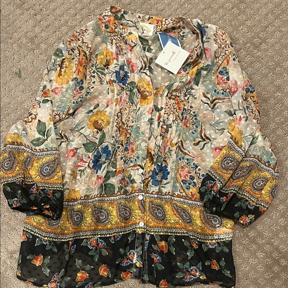 fig and flower Tops - Fig & Flower XL NWT Floral Print Women's Top